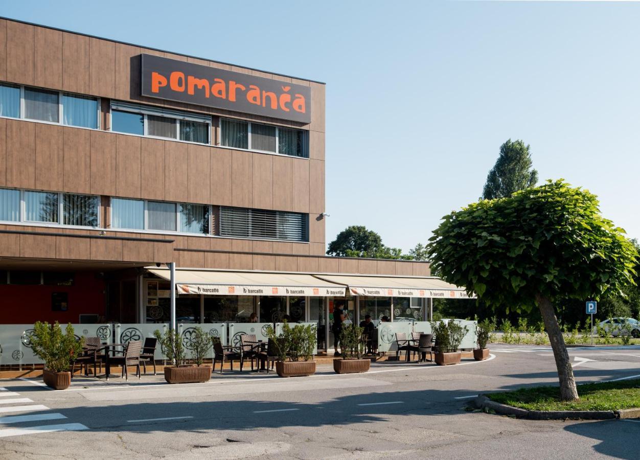 Hotel Pomaranca พทุย ภายนอก รูปภาพ